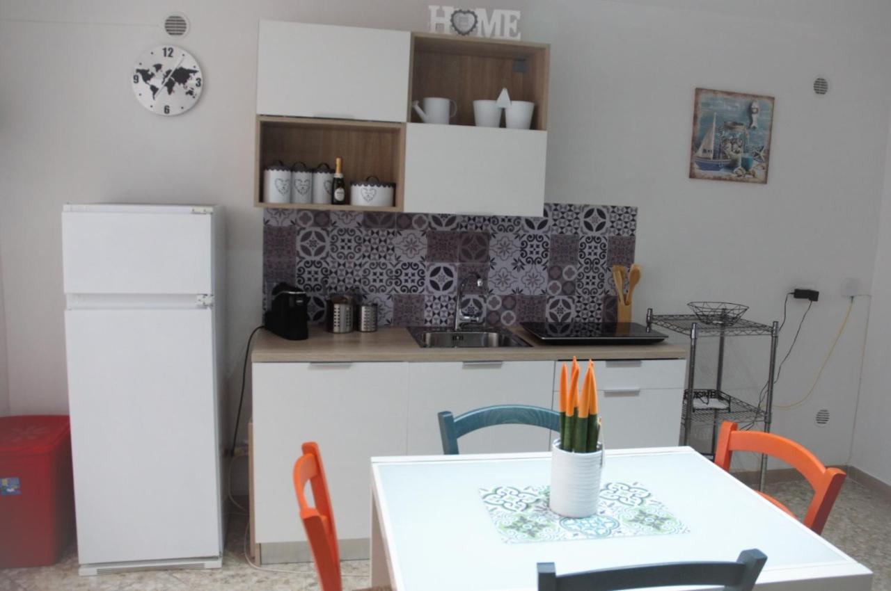 Enry'S House Apartment Bari Luaran gambar