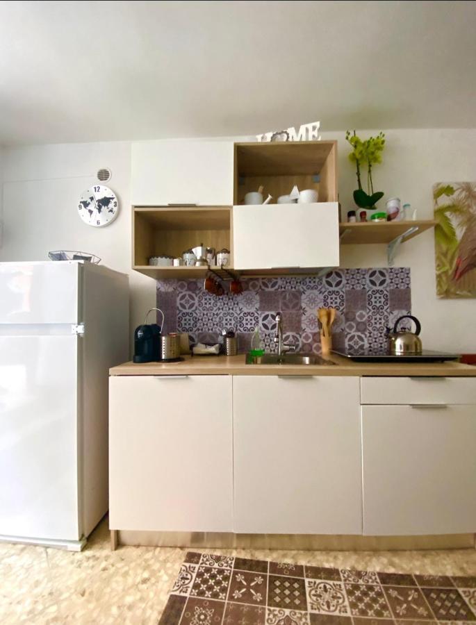 Enry'S House Apartment Bari Luaran gambar